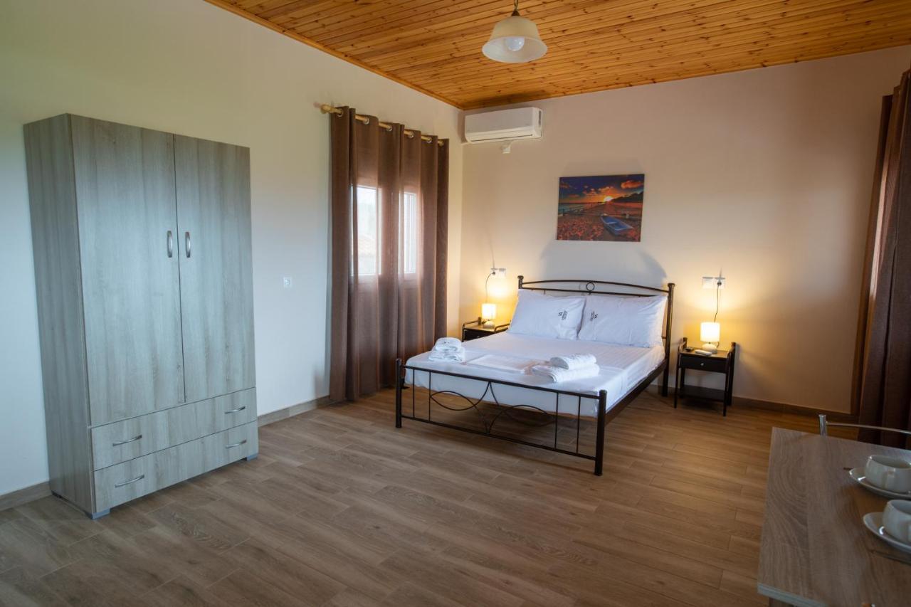 Venia'S Apartments Скала-Ересу Екстер'єр фото